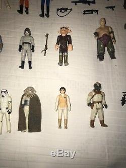 1977-1984 Vintage Star Wars 35 Figure Lot With Original And Extra Weapons