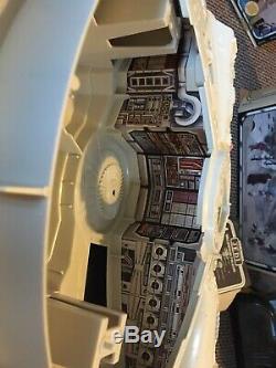 1981 Vintage Star Wars Millennium Falcon RARE MONO Rotj Box Boxed Millenium
