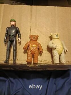 3 Star Wars Vintage Figures (Last 17)