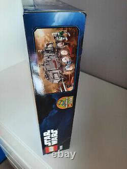 8098 LEGO Star Wars The Clone Wars Clone Turbo Tank. SEALED. Excellent Condition