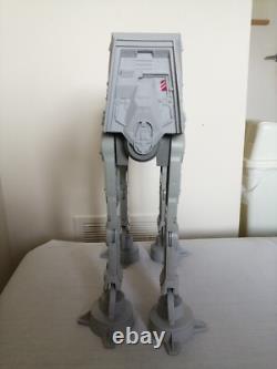STAR WARS VINTAGE AT-AT Walker Kenner 1981 and 10 Figures (4 complete)