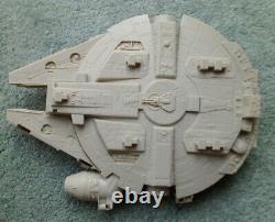 Star Wars/Sci Fi Spaceship/ Craft / Vintage Collectables. R117