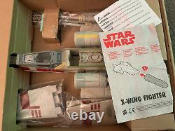 Star Wars TVC Vintage Collection Red 3 X-Wing Fighter Biggs Darklighter COMPLETE