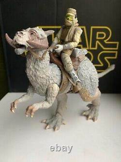 Star Wars The Vintage Collection Luke Skywalkers Tauntaun With Luke. Loose Rare