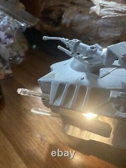 Stunning Almost MINT vintage Star Wars AT AT walker fully working complete