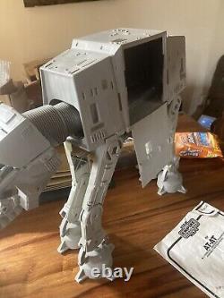 Stunning Almost MINT vintage Star Wars AT AT walker fully working complete