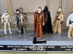 Vintage 1977 Kenner Star Wars Mail Away First 12 Figure Stand & First 12 Figures