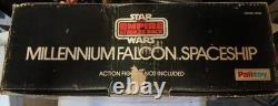 Vintage 1979 Kenner Star Wars MILLENIUM FALCON Complete and in box