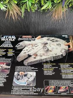 Vintage Kenner Star Wars Millennium Falcon 1995 With-Electronics & Sounds