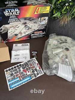 Vintage Kenner Star Wars Millennium Falcon 1995 With-Electronics & Sounds