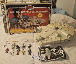 Vintage Kenner Star Wars Millennium Falcon With Action Figures And Assessories