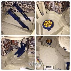 Vintage (Loose, 100% Complete, Working) 1979 Kenner Star Wars Millennium Falcon