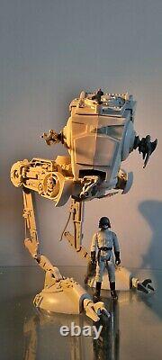 Vintage Star Wars AT-ST Scout Walker 1983 Mint Box 100% PLUS 6 Kenner Figures