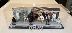 Vintage Star Wars Display Stand 1977 Mail Away & First 12 Action Figures Kenner
