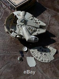 Vintage Star Wars ESB MILLENIUM FALCON BOXED Kenner 1981 Not Complete