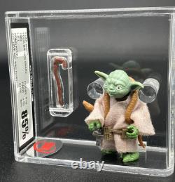 Vintage Star Wars Figure Yoda'Brown Snake' Hong Kong Short Pour UKG 85%/90/90