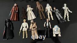 Vintage Star Wars Kenner Mail Away Stand 1977 with Original Action Figures Withguns