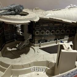Vintage Star Wars Kenner Millennium Falcon 1979 85% Complete In Good Condition
