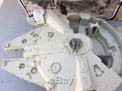 Vintage Star Wars Millenium Falcon 1983 Kenner missing some parts boxed