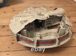 Vintage Star Wars Millennium Falcon Kenner 1979 Millenium Falcon