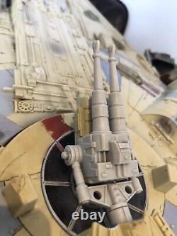 Vintage Star Wars Millennium Falcon Missing Some Bits Palitoy Kenner 1979