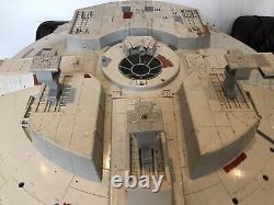 Vintage Star Wars Millennium Falcon Missing Some Bits Palitoy Kenner 1979