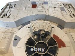 Vintage Star Wars Millennium Falcon Missing Some Bits Palitoy Kenner 1979