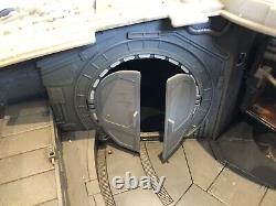 Vintage Star Wars Millennium Falcon Missing Some Bits Palitoy Kenner 1979