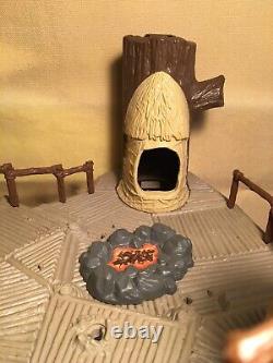 Vintage Star Wars Original Kenner Palitoy ROTJ 1983 Ewok Village Playset