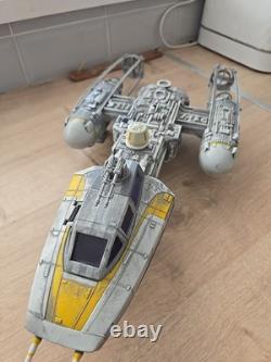 Vintage Star Wars Y-Wing Fighter 1999 Hasbro Rare Yellow Varient