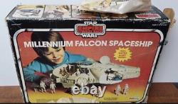 Vintage star wars milenium falcon boxed
