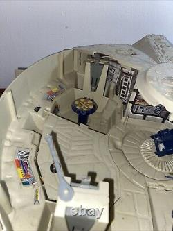 Vintage star wars millenium falcon 1979