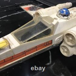 Vintage star wars x wing fighter /skywalker/oby One/yoda