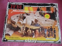 Boîte authentique, originale et complète du Faucon Millenium de Star Wars vintage