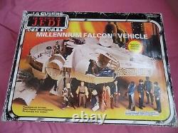 Boîte authentique, originale et complète du Faucon Millenium de Star Wars vintage