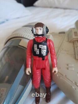 Chasseur B Wing Fighter de Star Wars Kenner LFL ROTJ 1984 avec pilote B Wing de 1984. En excellent état.