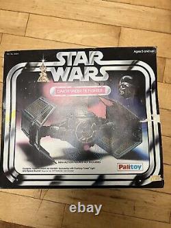 Chasseur TIE Darth Vader de Star Wars vintage avec boîte et insert d'origine 1977