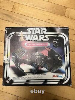 Chasseur TIE Darth Vader de Star Wars vintage avec boîte et insert d'origine 1977