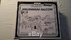 Collection Vintage Star Wars Millennium Falcon 2012 Jouets R Us Exclusive