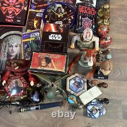 Énorme collection de bundle Star Wars vintage et moderne avec quelques pièces rares : jouets, livres, etc.