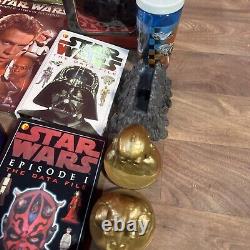 Énorme collection de bundle Star Wars vintage et moderne avec quelques pièces rares : jouets, livres, etc.