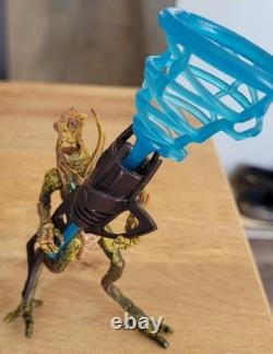 Figurines Star Wars Vintage Hasbro Divers. Accessoires Armes Sabres Etc.