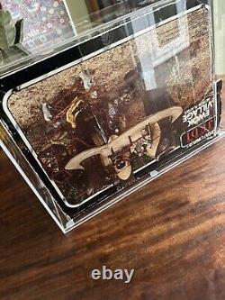 Jeu de société Vintage Star Wars Ewok Village en boîte et dans un étui en acrylique protecteur