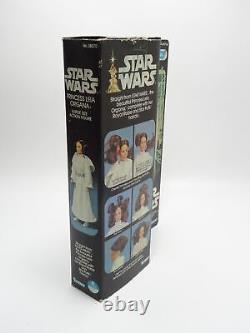 Kenner Star Wars vintage Princesse Leia Organa figurine de 12 pouces dans sa boîte/étui acrylique
