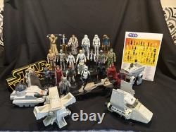 Lot de 23 figurines Star Wars vintage avec speeder bike complet et mini véhicules