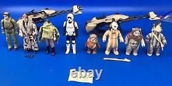Lot vintage Star Wars Endor avec speeder bikes et figurines incluant Leia, Han, Ewoks, etc.