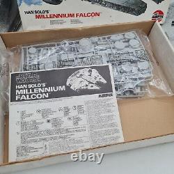 Maquette Millennium Falcon Airfix de Star Wars de 1979, vintage, neuf mais ouvert