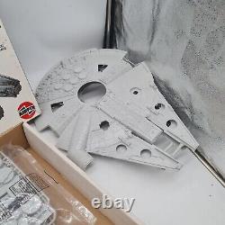 Maquette Millennium Falcon Airfix de Star Wars de 1979, vintage, neuf mais ouvert