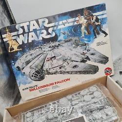 Maquette Millennium Falcon Airfix de Star Wars de 1979, vintage, neuf mais ouvert