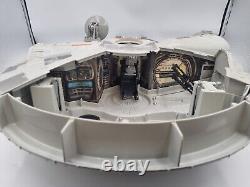 Millenium Falcon électronique de Kenner de 1995 dans sa boîte avec décalcomanies vintage Star Wars